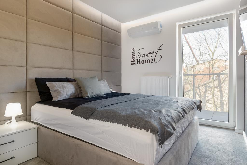 Apartament Boznicza Centrum Poznań Buitenkant foto